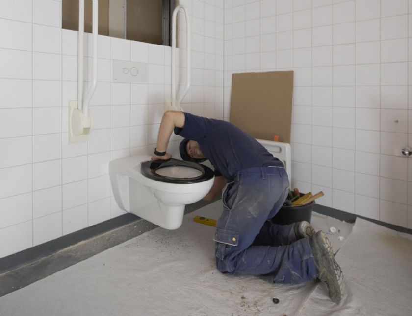 Uğurmumcu Tuvalet Tesisatı Tamiri Klozet Taşı Değişimi Tıkanıklık Açma